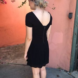 Ella Moss back-V dress with cool zip detail & cami